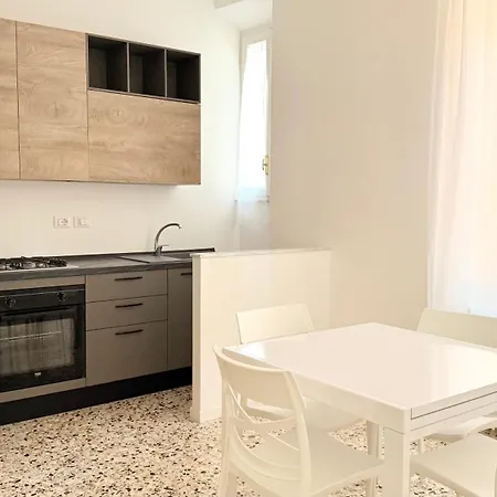 Se184 - Senigallia, Comodo Trilocale In Centro Storico Appartamento