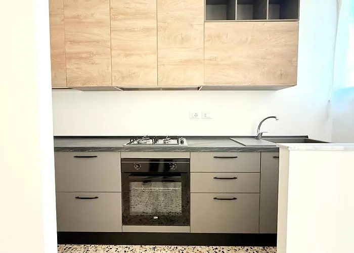 Se184 - Senigallia, Comodo Trilocale In Centro Storico *